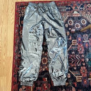 Metallic pants!!